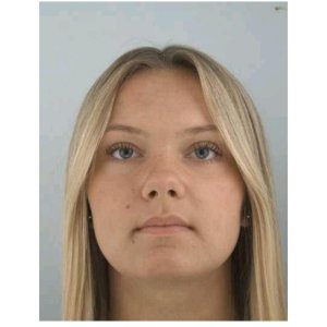 Lola LABRUYERE